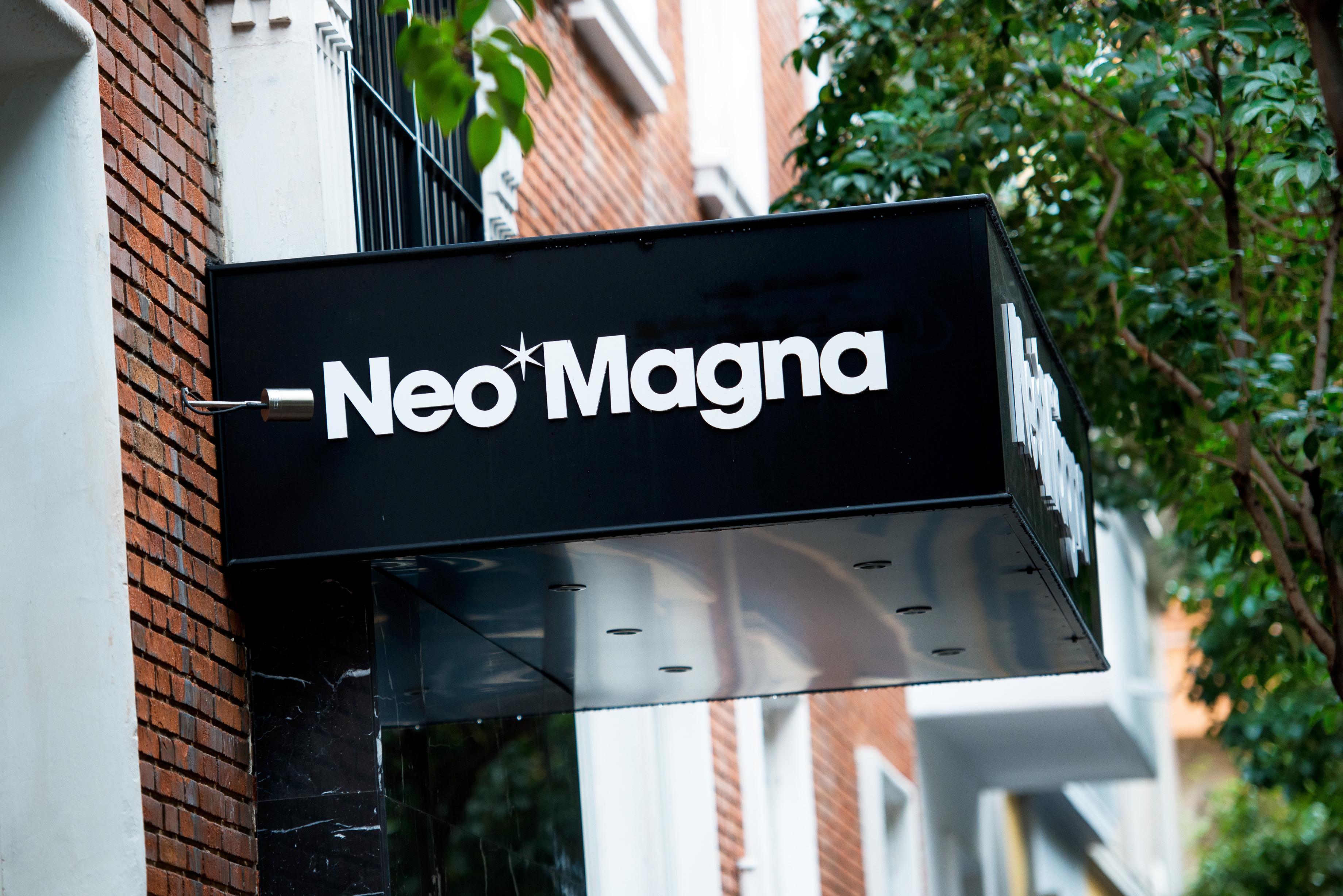 Neomagna Madrid Exterior foto