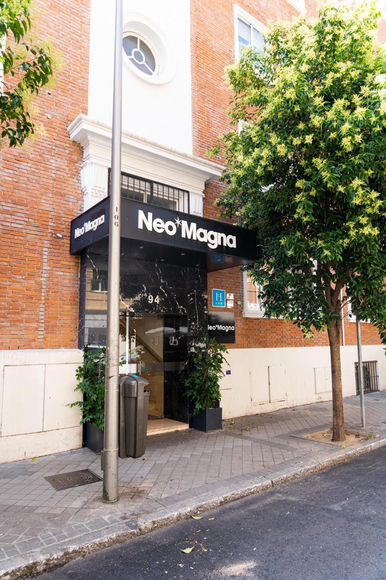 Neomagna Madrid Exterior foto